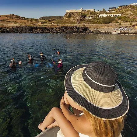 Hotel Villaggio Punta Spalmatore 3* Isola di Ustica