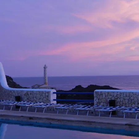 Hotel Villaggio Punta Spalmatore 3* Isola di Ustica