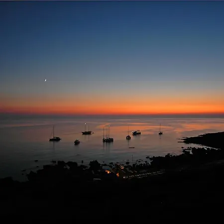 Hotel Villaggio Punta Spalmatore 3* Isola di Ustica