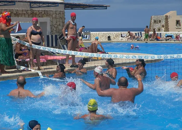 Hotel Hotel Villaggio Punta Spalmatore 3*